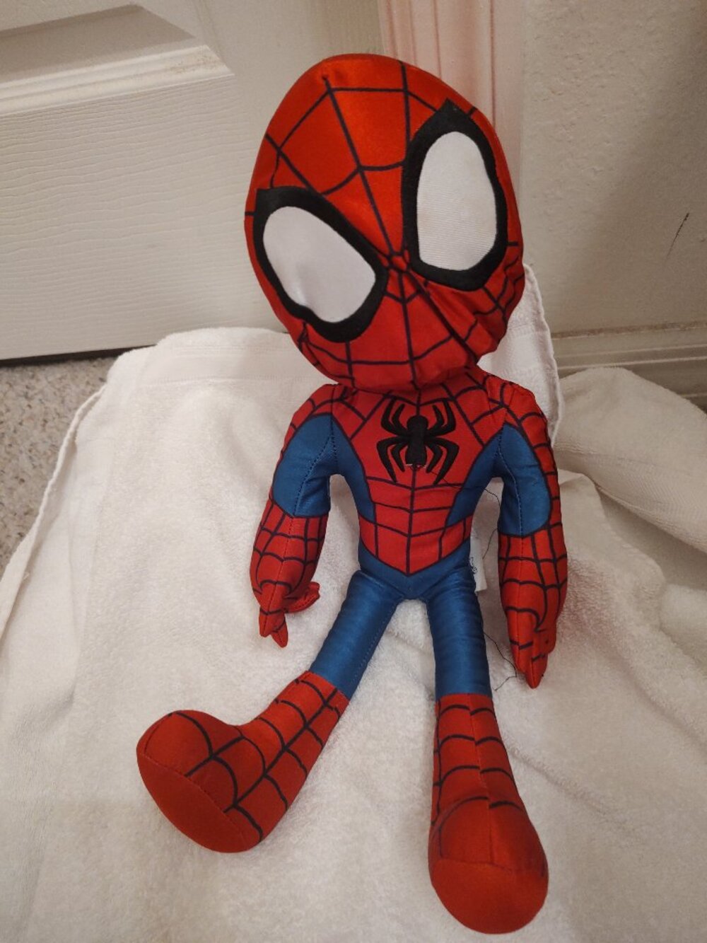 SPIDERMAN TALKING PLUSH SPIDEY MARVEL